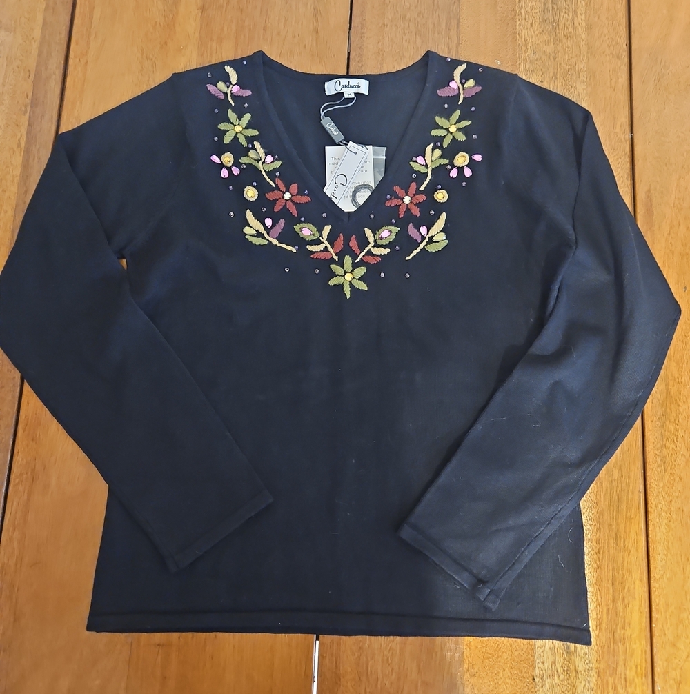 Carducci Floral Embroidered V-Neck Black Sweater